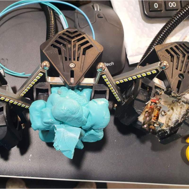 The FLSUN V400 Predicament: Unraveling the Cocoon of Clogged Filament