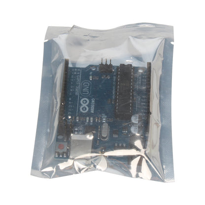 The Arduino UNO R3 ATmega328P Microcontroller Development Board by 3D Printing Perth - Cirrus Link comes in a clear plastic package against a white backdrop. Ideal for projects with the CH340 USB interface, it offers versatile options for enthusiasts and professionals.